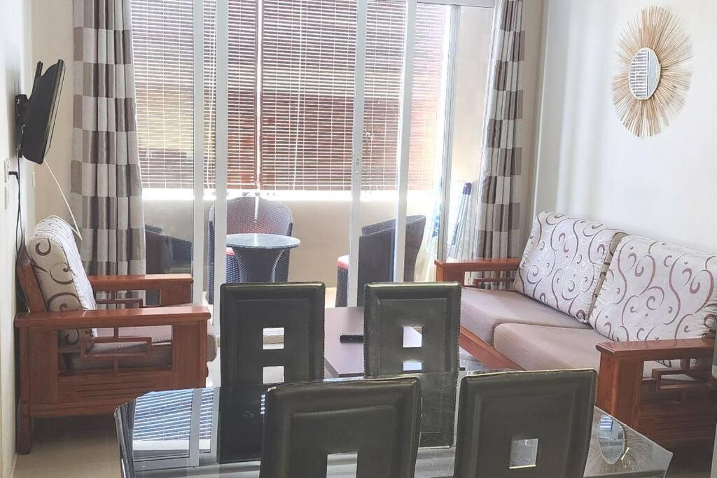 Number 8, 2Nd Floor, Pebble Bay Apartments Grand Baie Exteriör bild